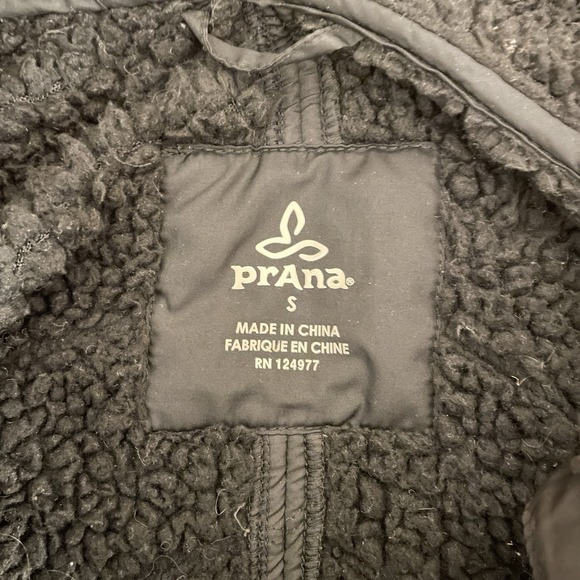 PrAna Diva Quilted Sherpa Lined Long Jacket Size S Black Asymmetrical Zip - Picture 5 of 5